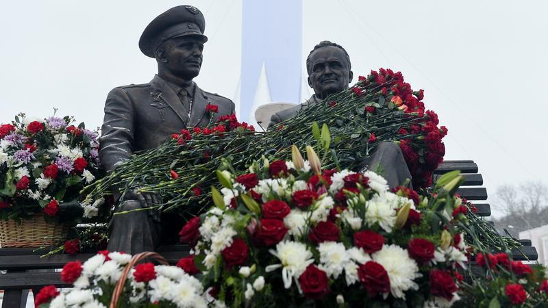 Памятник Юрию Гагарину и Сергею Королеву в Москве  Фото: globallookpress.com  Anton Belitsky