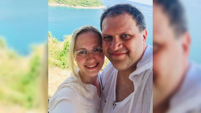 Анастасия с мужем в Тайланде  Фото: из личного архива потерпевшей