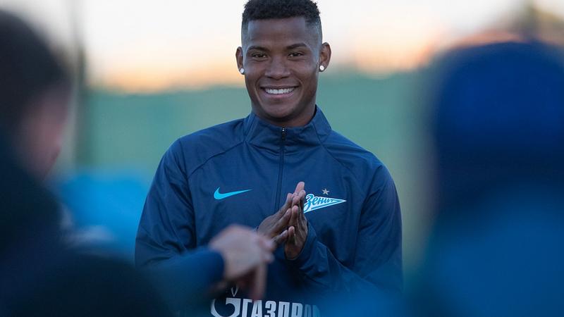 Вильмар Барриос  Фото: fc-zenit.ru