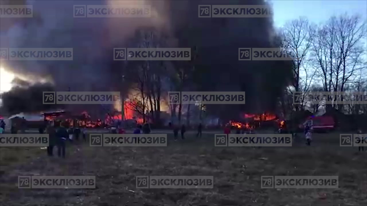 санкт-петербург пожар в пушкине. пожар в парголово вчера. пожар в парголово сегодня. пожар парголово. пожар в парголово сегодня.