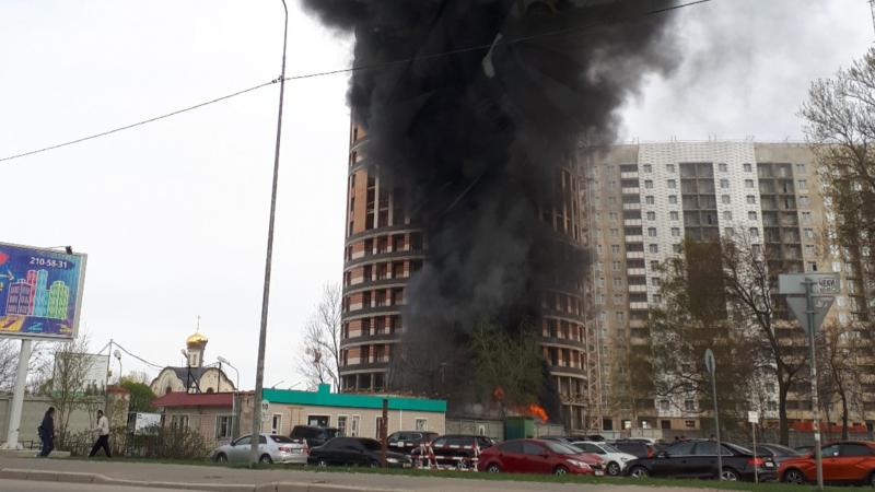 Пожар спб сейчас приморский. Пожар в Приморском районе СПБ сейчас. Пожар в Санкт-Петербурге сейчас Красносельском районе.