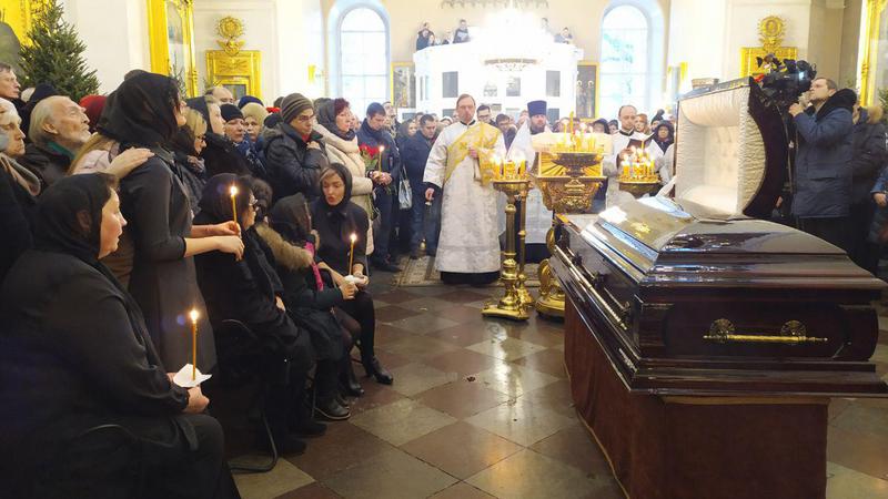 Могила андрея павленко на киновеевском кладбище фото