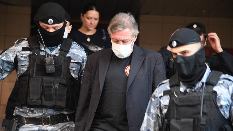 Михаил Ефремов (в центре)  Фото: Komsomolskaya Pravda  globallookpress.com