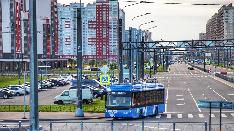 Автобус от старой деревни до мебельной