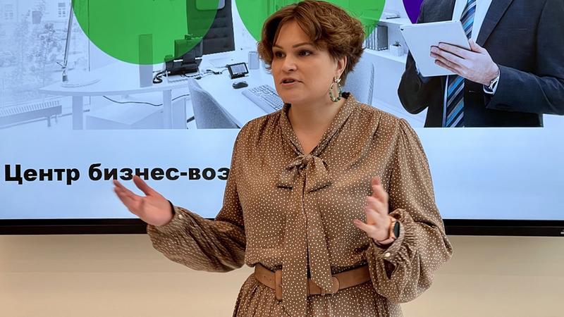 Юлия Смирнова  Фото: пресс-служба комитета по информатизации и связи