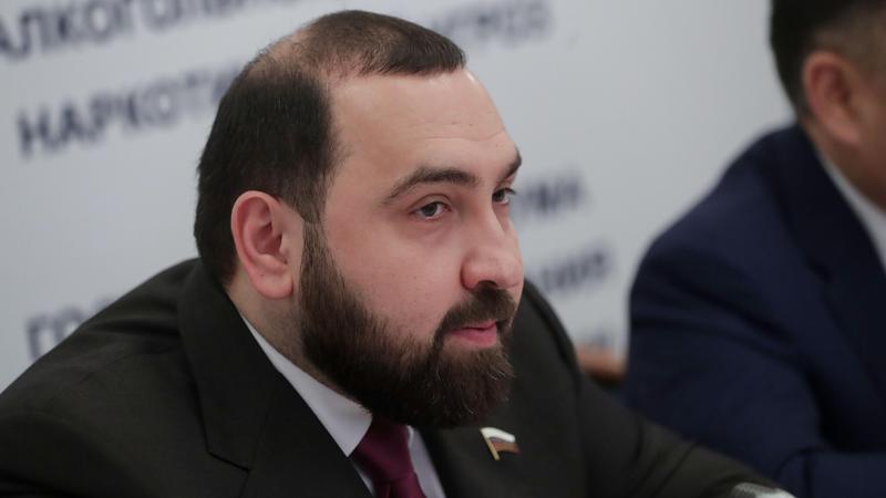 Султан Хамзаев  Фото: duma.gov.ru