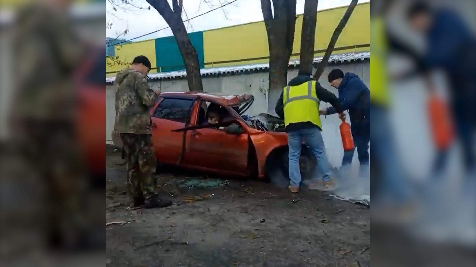 Таран ограждения пассажирским автобусом и страшная авария на «Нарве»:  главные ДТП недели