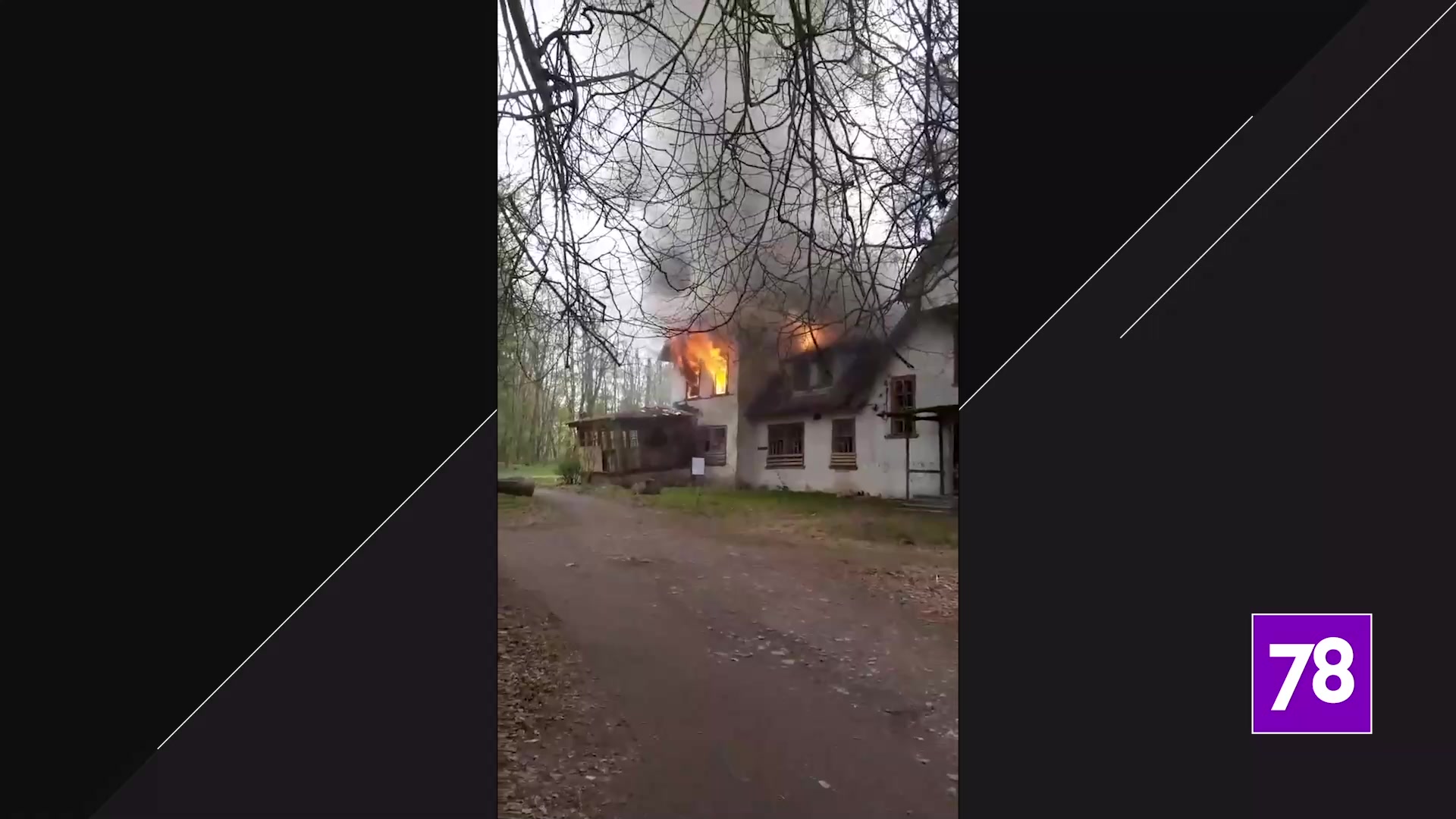 В Павлово загорелся исторический памятник «Дом Орбели» — видео