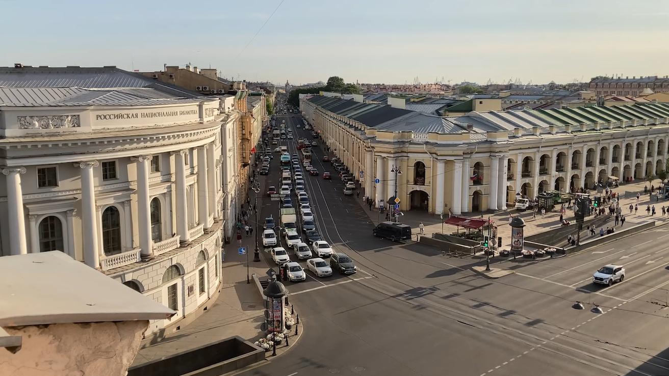 Город с высоты птичьего полёта: малоизвестные смотровые площадки в центре  Петербурга