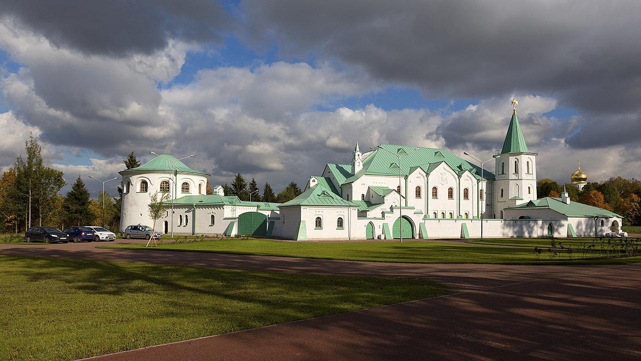 фото: wikipedia.org   Pavlikhin