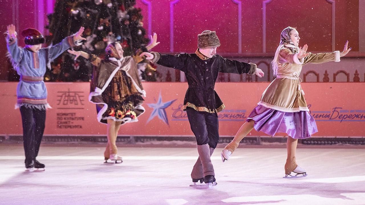 Новогодние праздники в Петербурге с детьми: куда сводить ребёнка на зимних  каникулах