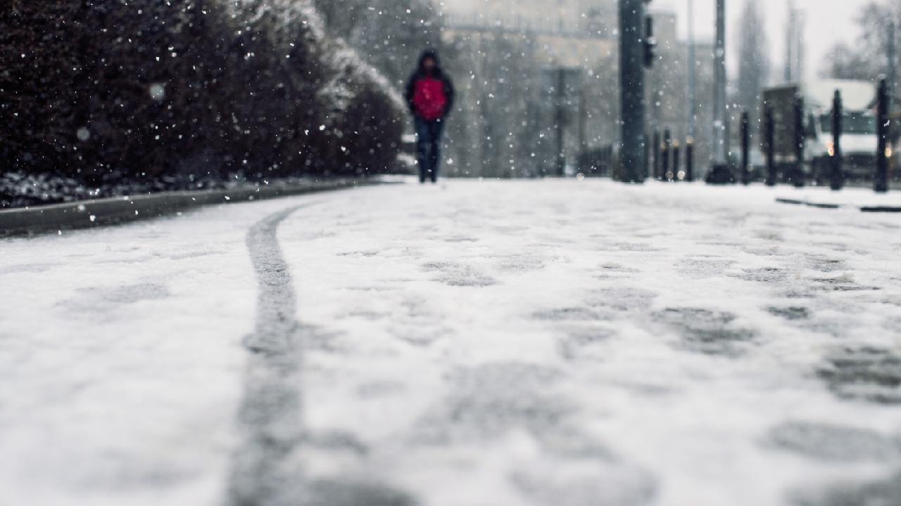 Кому жаловаться на плохую уборку снега в Петербурге