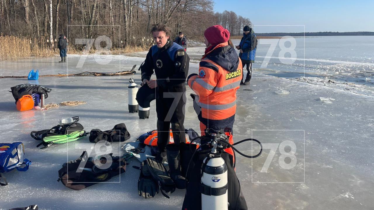 Пассажира из утонувшей в Ленобласти машины подняли из озера