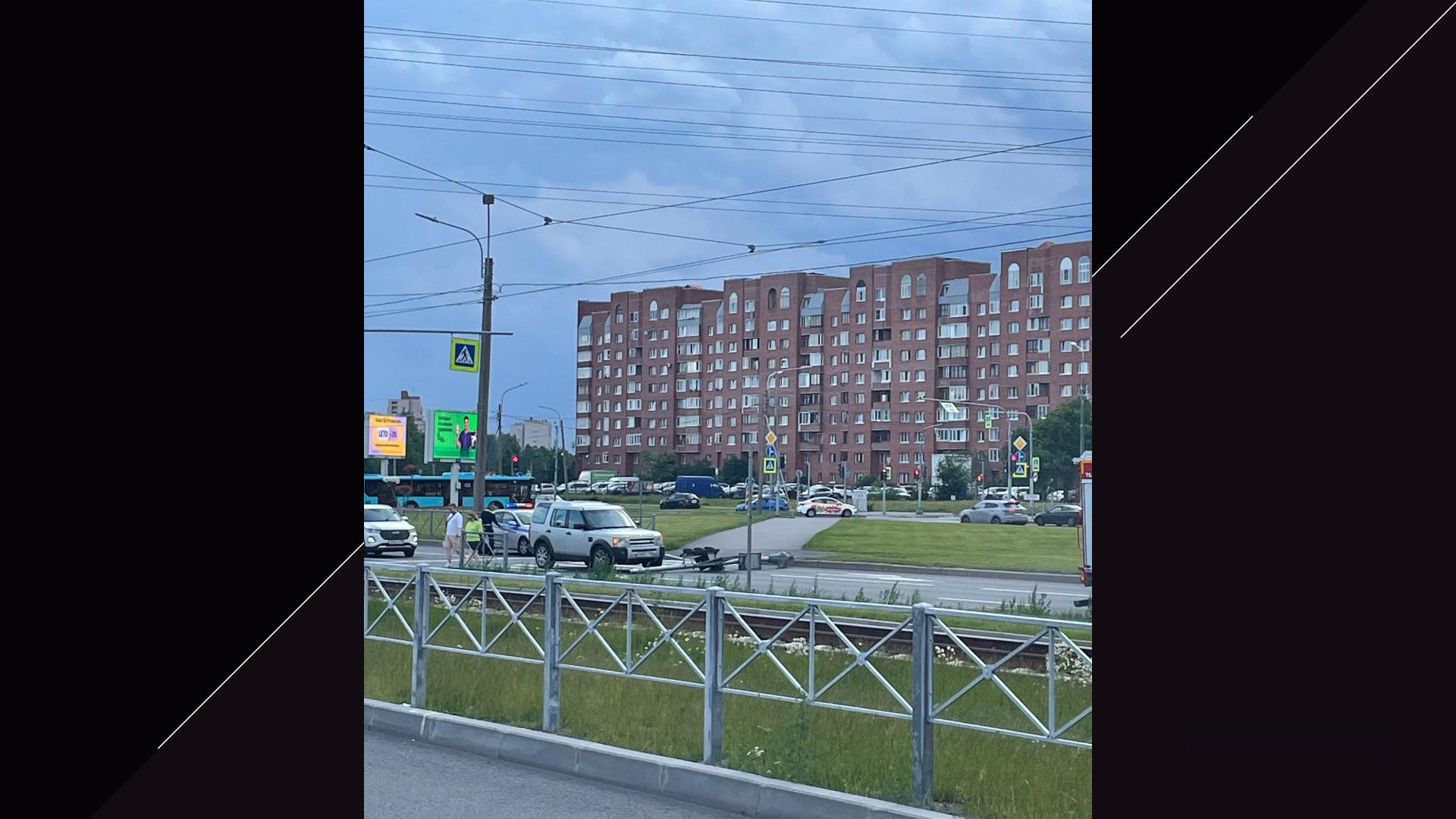 Любительская пара снимает горячий секс на реке в прозрачной воде!. Порно онлайн на летягасуши.рф