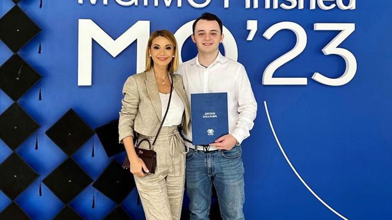 С сыном  Фото: vk.com Ольга Орлова