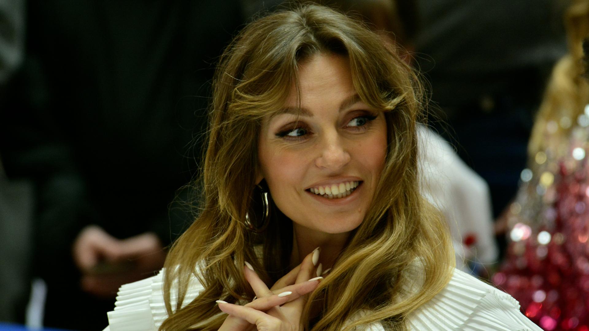 Жалаңаш Александра Савельева Жалаңаш Александра Савельева