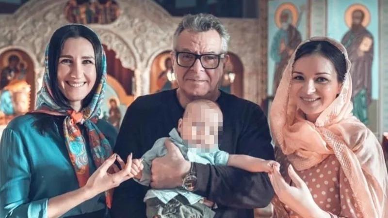 Андрей Ургант стал крёстным отцом ребёнка бывшей жены  Фото: соцсети Елены Романовой