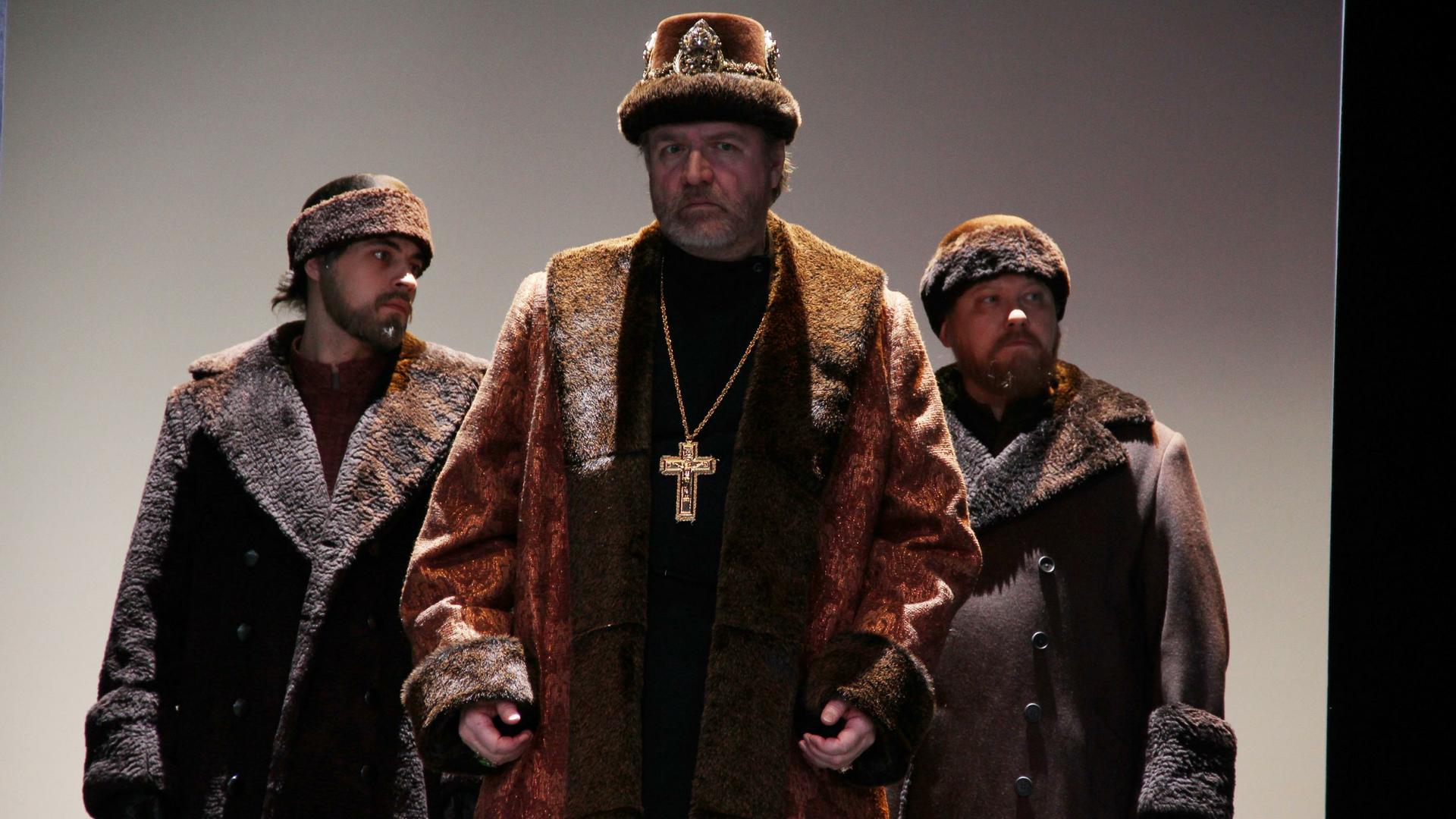 Ekaterina Tsvetkova Russian Look