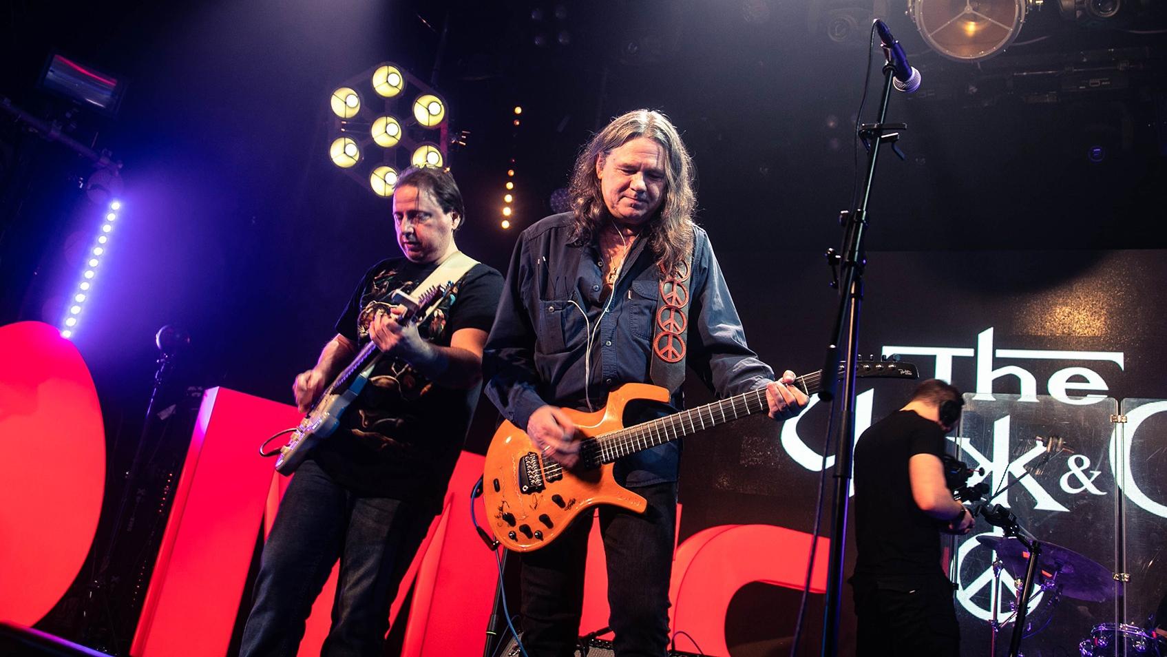 Фото: vk.com Чиж & C°