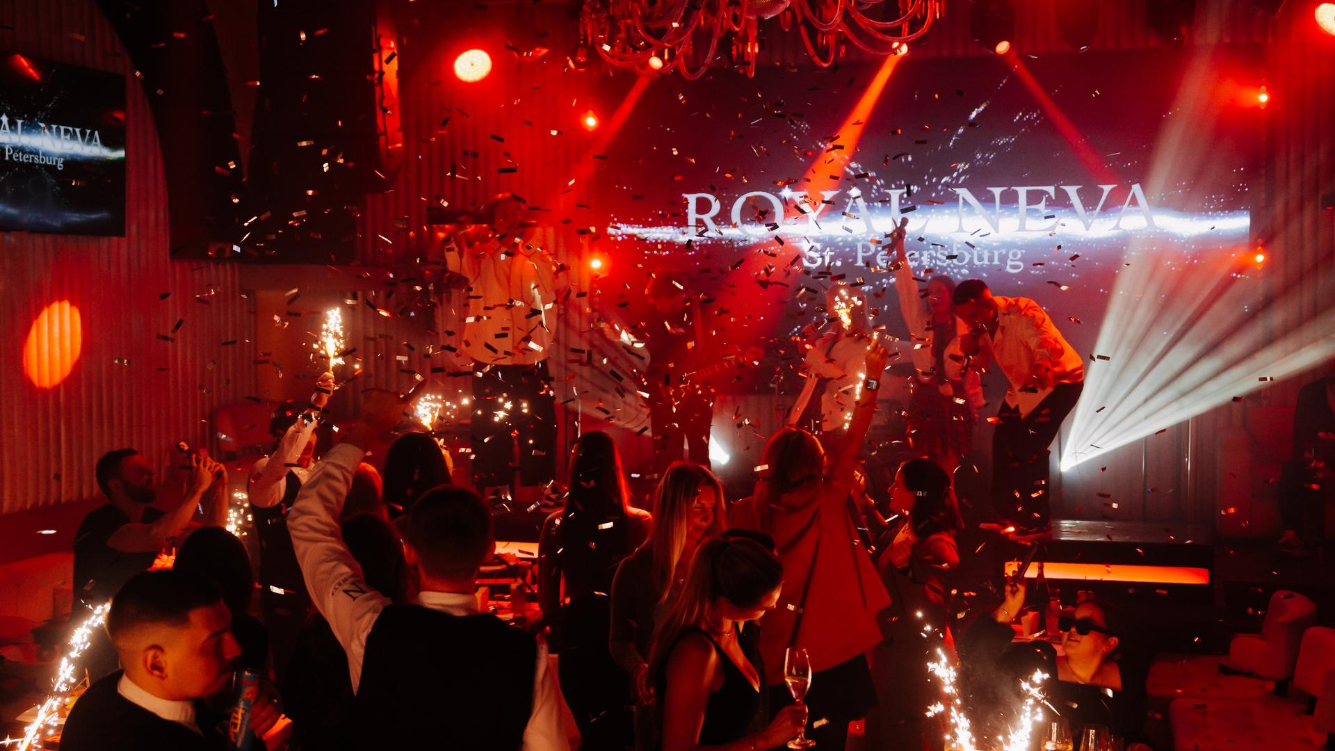 Фото: royalneva.ru