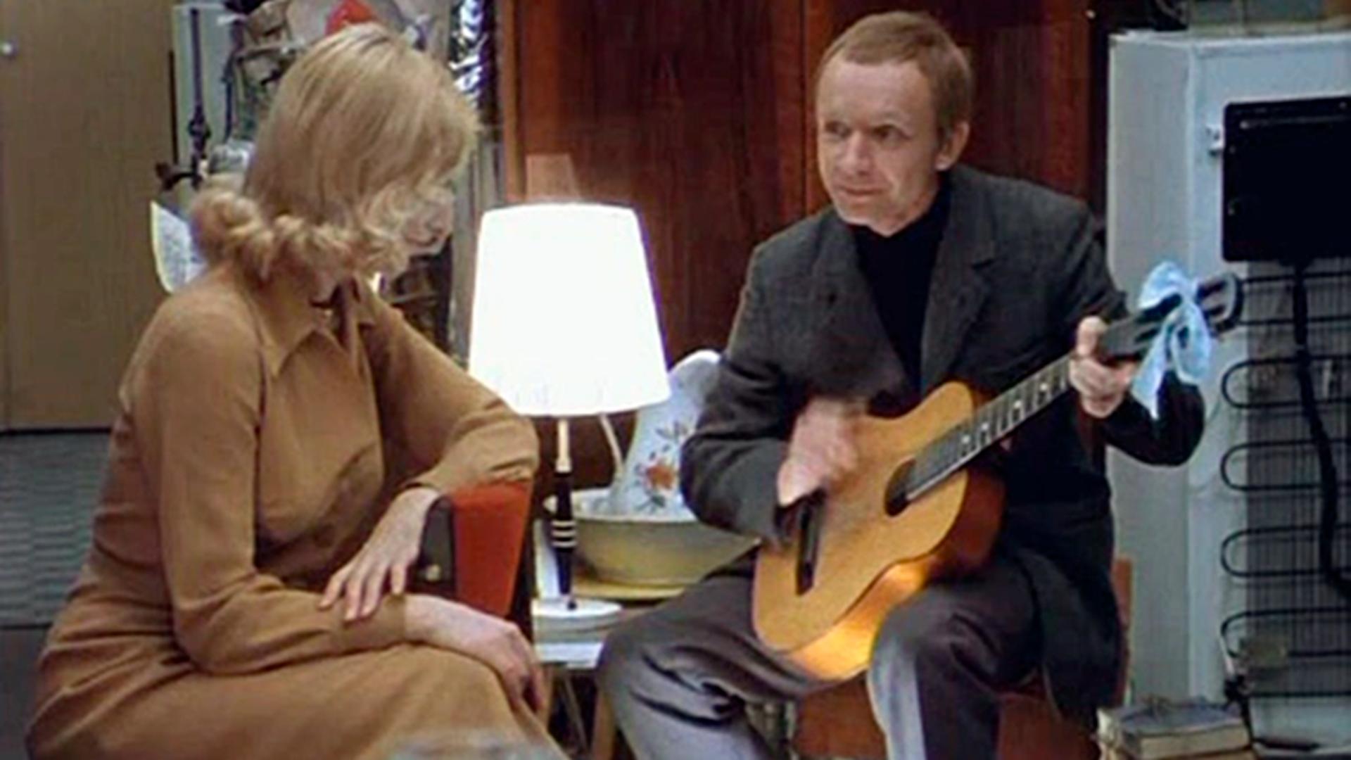 Фото: Кадр из фильма »Ирония судьбы, или С легким паром!