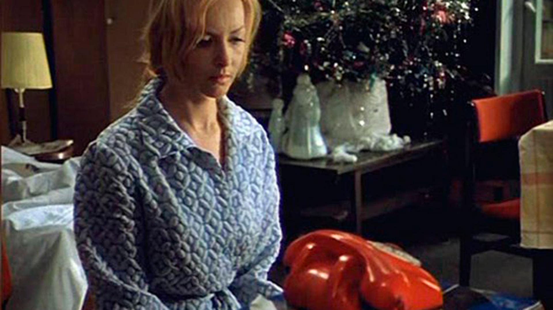 Фото: Кадр из фильма »Ирония судьбы, или С легким паром!