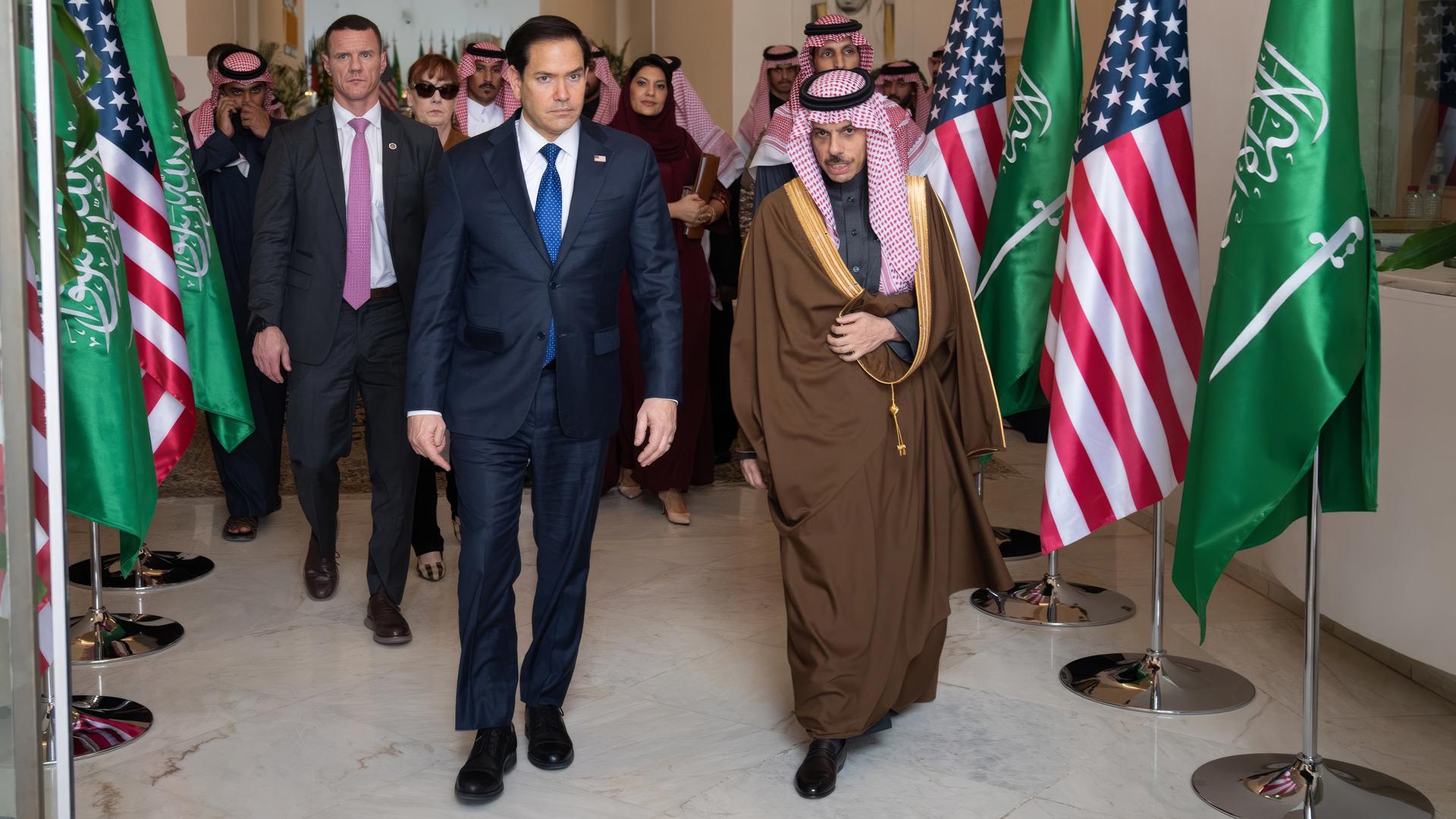 Марко Рубио и Фейсал бен Фархан Аль Сауд  Фото: Freddie Everett State Department globallookpress.com