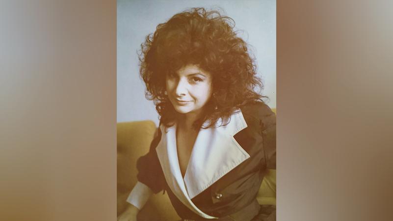 Сұлу қызбен ас үйде секс