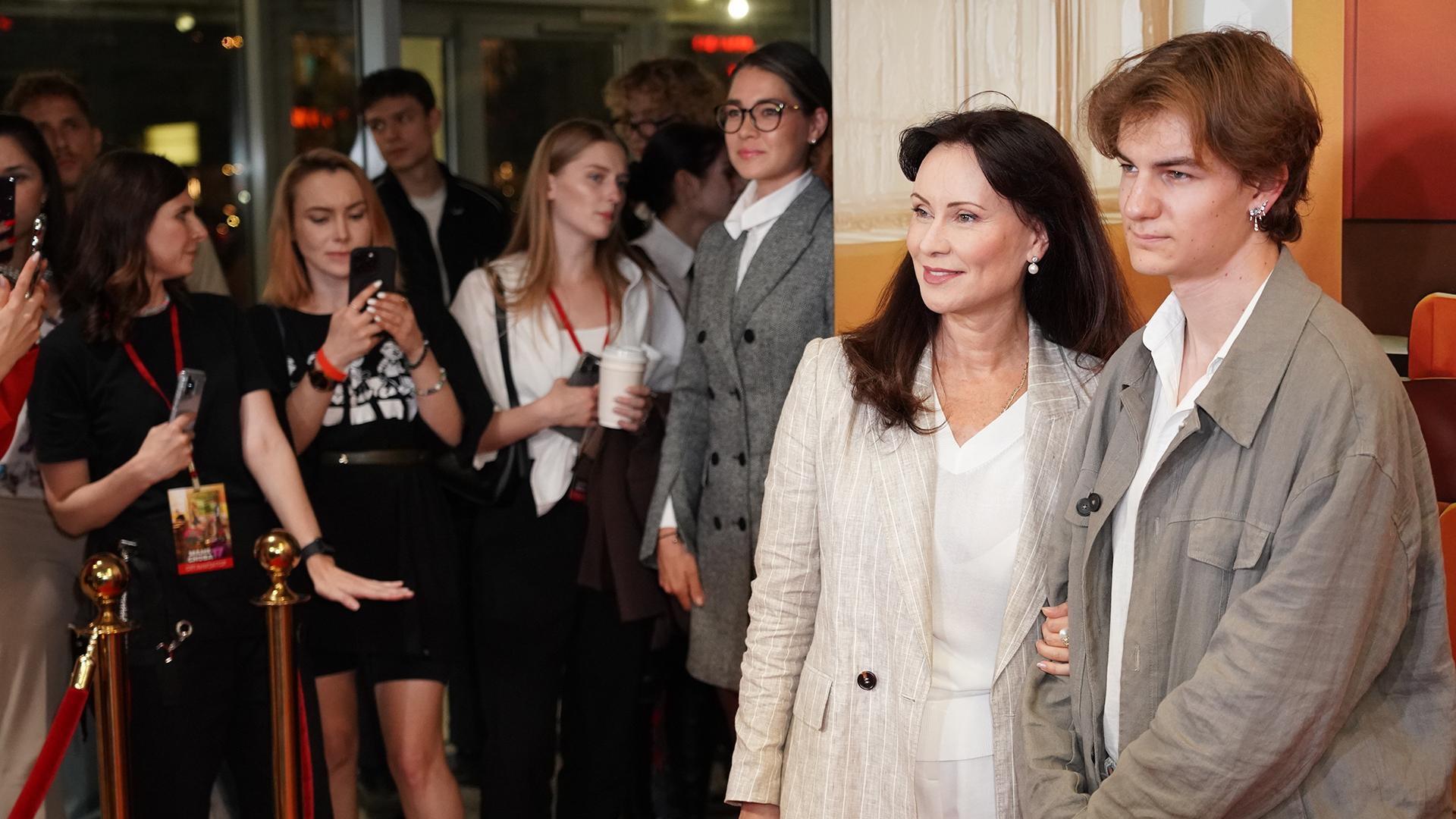 С сыном Ильёй  Фото: ИЗВЕСТИЯ Сергей Лантюхов