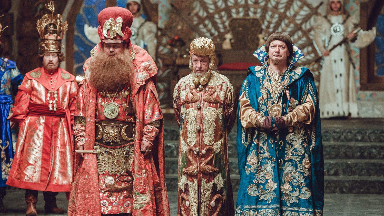 Олег Тактаров в роли воеводы (слева)  Фото: kino-teatr.ru