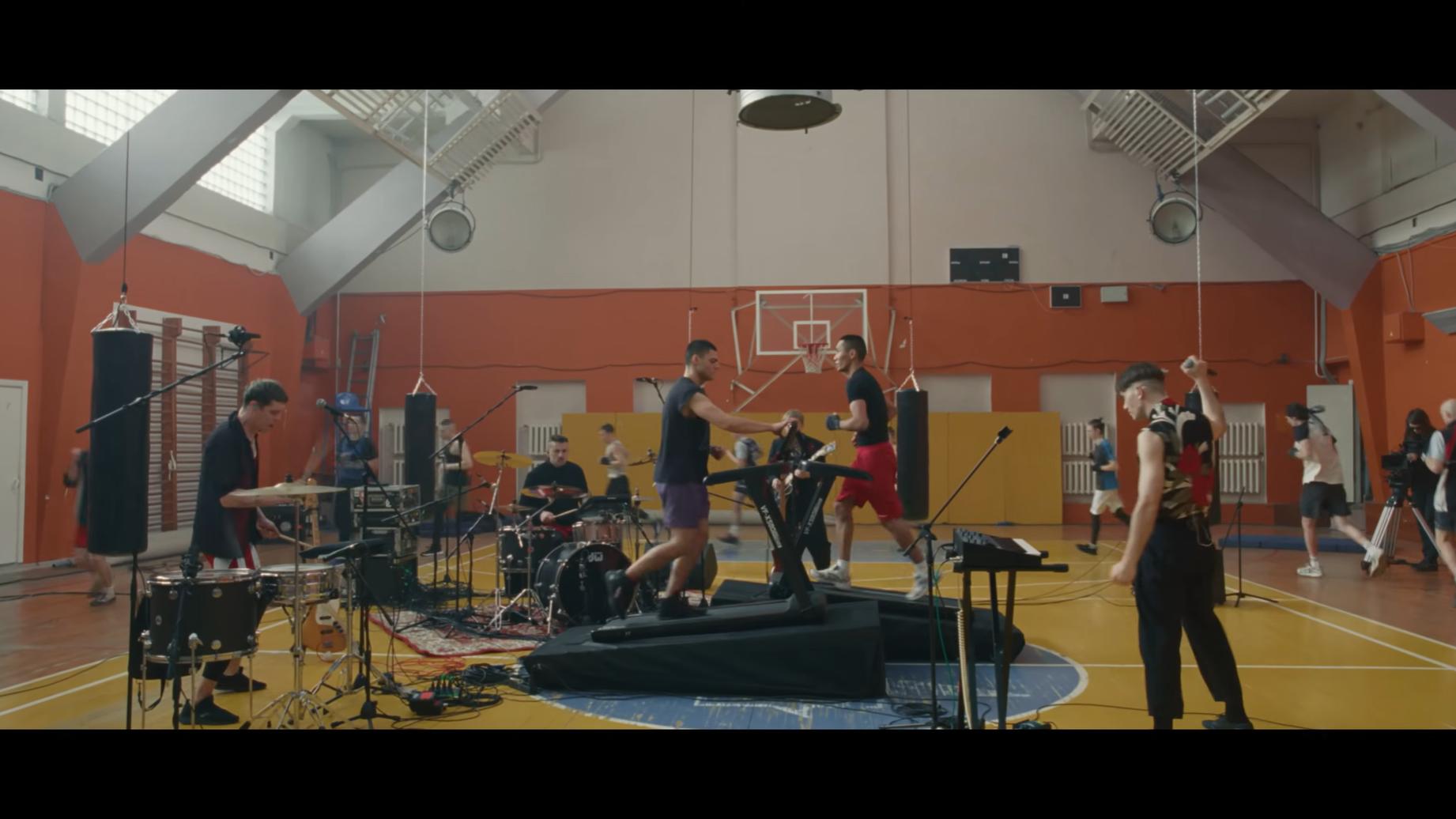 Фото: pr scr youtube.com Shortparis